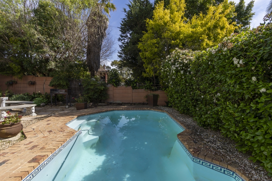 4 Bedroom Property for Sale in Steynsrust Western Cape